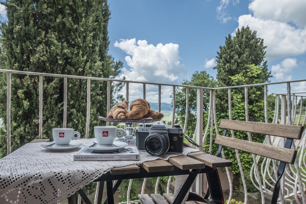 Hotel Il Cavallino Blu Volterra Exterior foto